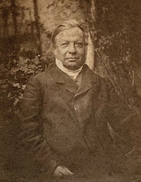 조제프 리우빌(1809–1882). 1868년 딸 마리가 찍은 사진. 출처: Wikimedia Commons, 퍼블릭 도메인